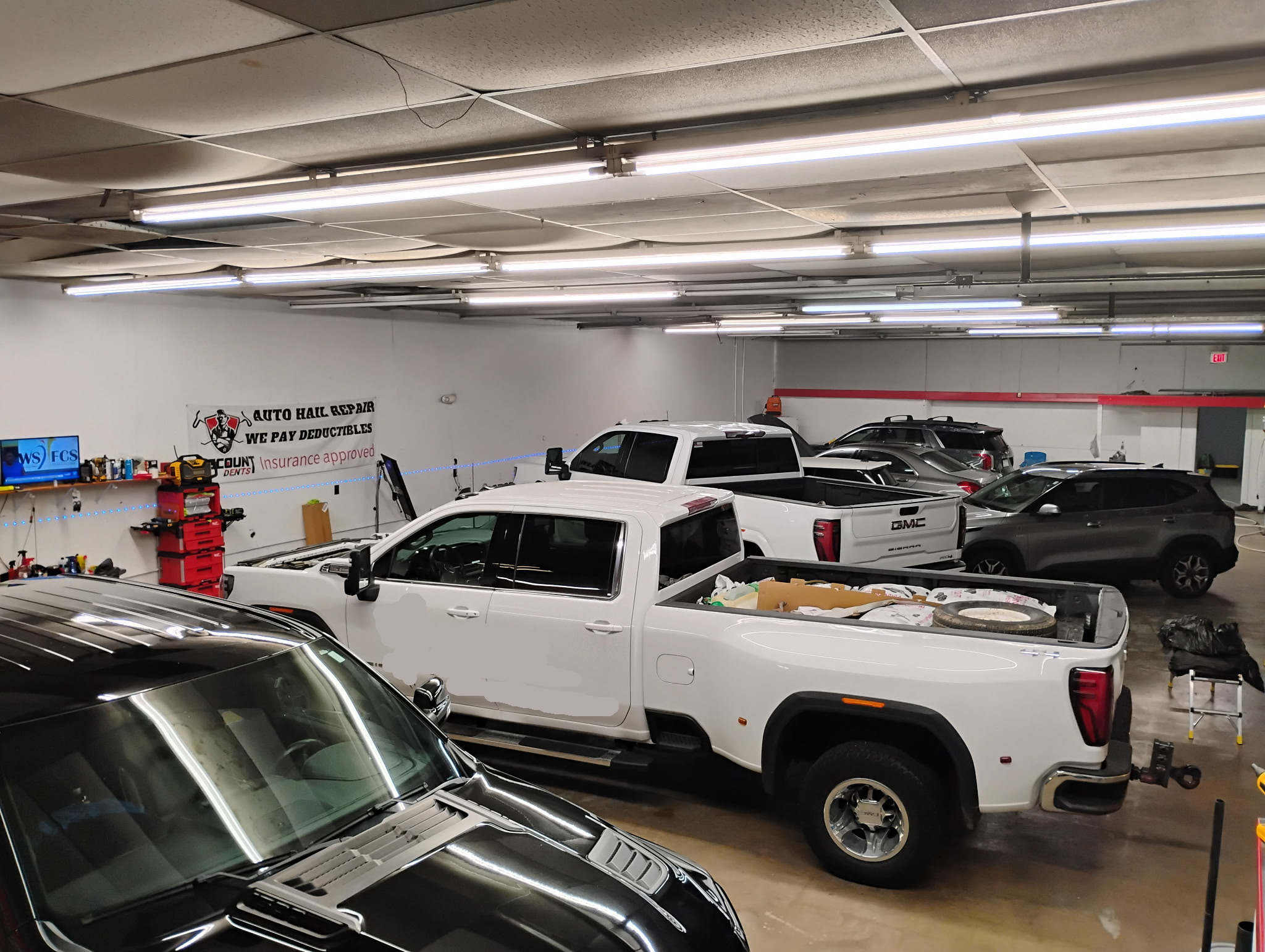 Hail damage and paintless dent repair illustration